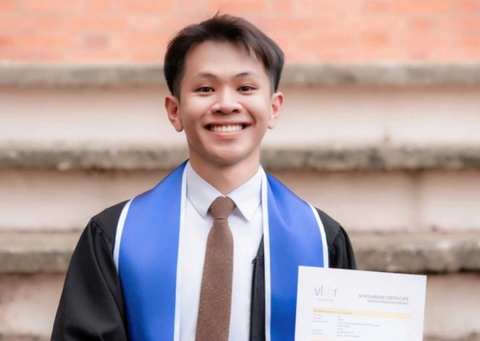 '7 ngay dinh menh' dua chang trai xu Thanh toi hoc bong Chinh phu Bi hinh anh