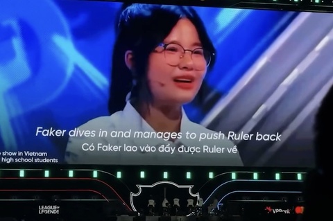 'Hot girl Olympia' duoc truy tim sau man xuat hien tai fan meeting T1 hinh anh