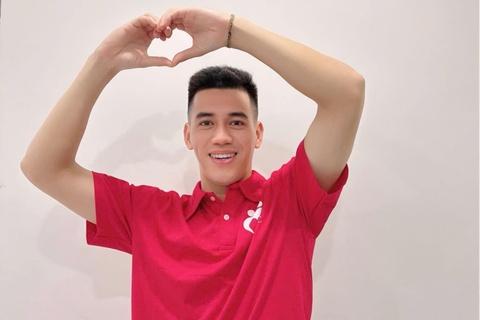 Tien Linh, Bui Tien Dung ung ho CLB bong da Dong A Thanh Hoa hinh anh