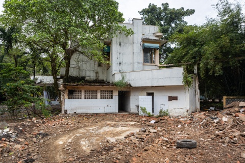 TP.HCM don khu 'dat vang' lam dai tuong niem nan nhan Covid-19 hinh anh