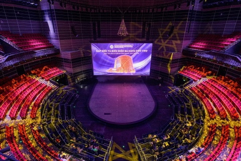 Rap xiec va bieu dien da nang nghin ty cua TP.HCM hinh anh