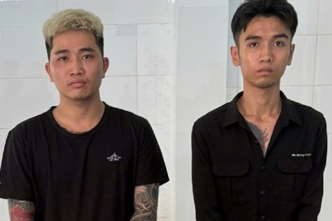 Vi sao TikToker 'Thuan khung bao doi' va 'Minh bao doi yeu em' bi bat? hinh anh