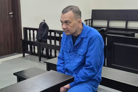 Hang chuc ca nhan bi lua xin viec va lam the 'Vip' xuat nhap canh hinh anh