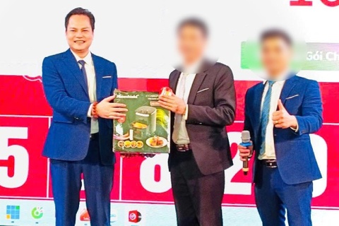 Hang loat nha dau tu bi lua 'mua chung' bat dong san hinh anh