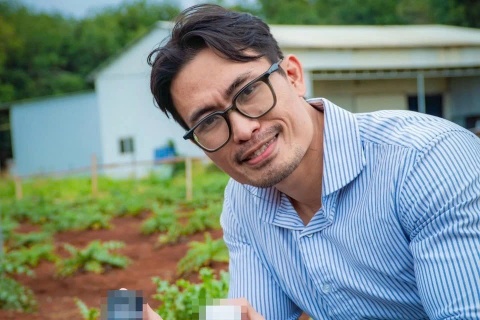 Dan mang reo ten TikToker Phan Bao Long sau khi Thuy Tien bi bat hinh anh