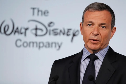 Cựu CEO Disney sắp kể chuyện hậu trường cuộc trở lại đầy sóng gió