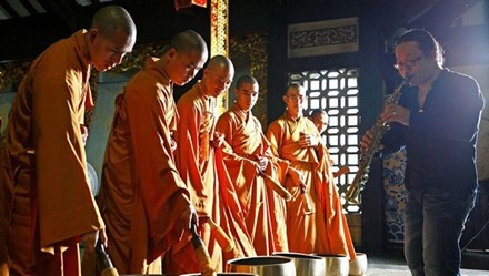 nghe si Tran Manh Tuan chong choi voi benh tat anh 1
