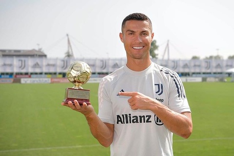 Ronaldo gianh danh hieu anh 1