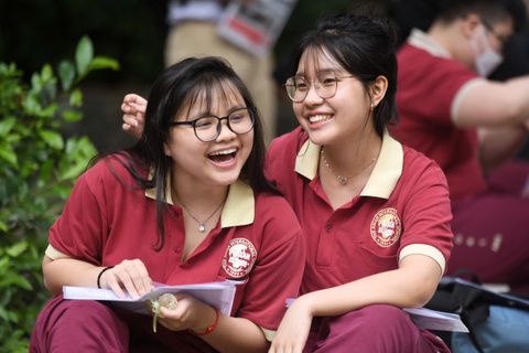 Mot tinh chi hon 30 ty dong de ho tro on thi cuoi cap hinh anh