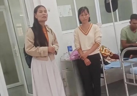 Tiếp tục đình chỉ công tác phó hiệu trưởng vụ 40 học sinh nghi ngộ độc