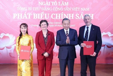 Chu tich Vietjet cam ket tiep tuc mo rong hop tac cung Dai hoc Oxford hinh anh