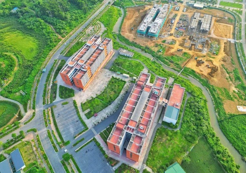 Ha Noi du kien di doi cac truong dai hoc ra khoi khu vuc noi do hinh anh