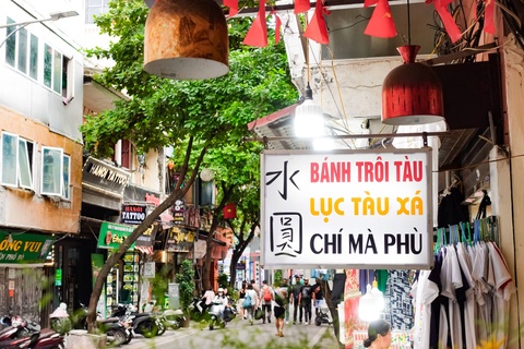 Quán bánh trôi tàu 'bác Phạm Bằng' ngày mở cửa trở lại