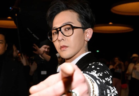 G-Dragon dap tra hinh anh
