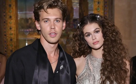 Kaia Gerber chia tay tai tu 'Dune 2' hinh anh