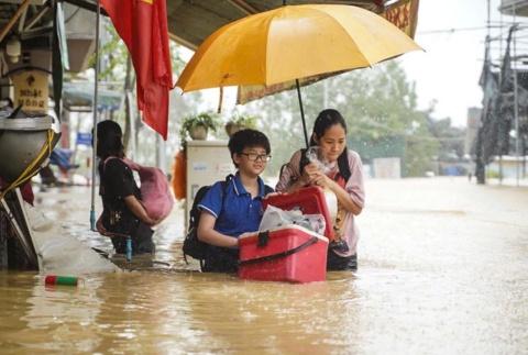 Mua lu con tiep dien trong 1-2 ngay toi hinh anh