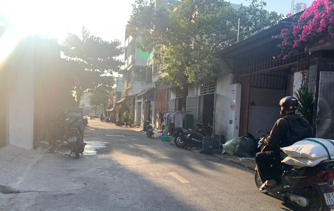 Hai vu dam guc nguoi giua pho o TP.HCM hinh anh