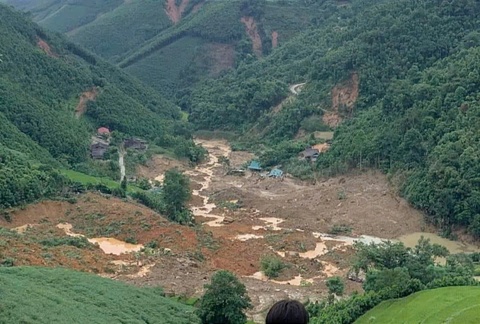 Danh tinh nguoi thiet mang trong vu sat lo dat o Bac Ha hinh anh