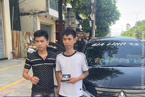 'Con nghien' lai xe tang toc bo chay khi CSGT yeu cau dung xe kiem tra hinh anh