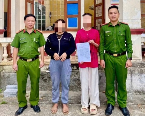 Giai cuu thanh cong co gai bi lua ban sang Campuchia hinh anh