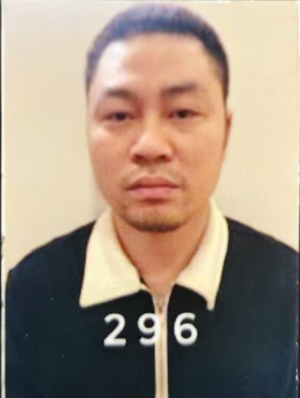 Lat tay chieu tro, Chiem doat tien, Nhieu nguoi mua dat anh 1