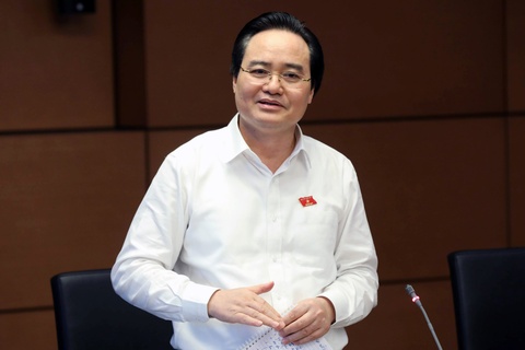 Chu tich tinh kiem hieu truong dai hoc anh 1