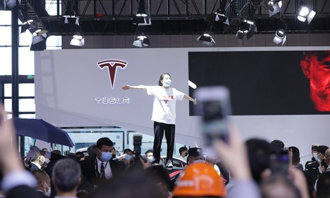 so phan Tesla o Trung Quoc anh 1