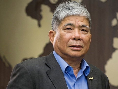 Le Thanh Than anh 1