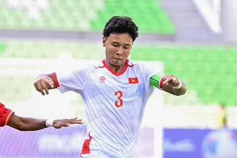 Phan ung cua CDV Dong Nam A khi U19 Viet Nam bi loai hinh anh
