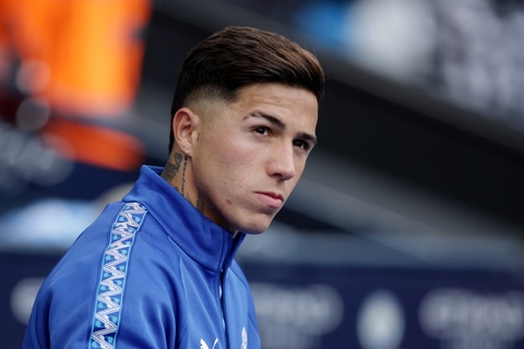 Lý do Chelsea buộc phải bán Enzo Fernandez