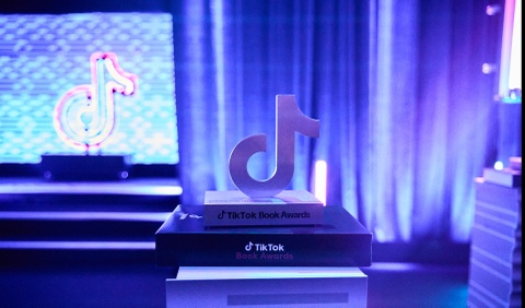 Mo hinh xuat ban moi: Tu TikToker thanh nha van? hinh anh