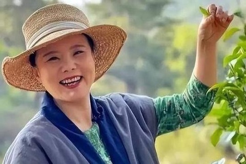 Cung Lam Na ra sao sau khi ly hon hinh anh