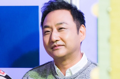 Kim Soo Yong bat tinh khi dang quay phim hinh anh