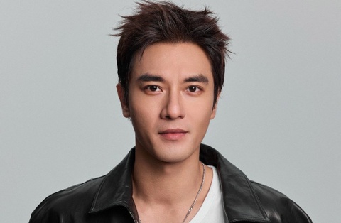 Trinh Khai soc khi dong phim tinh cam voi ban dien 68 tuoi hinh anh