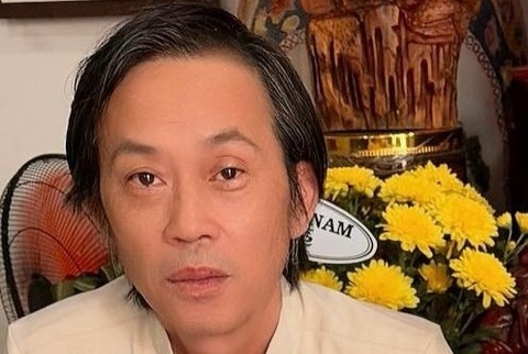 Hoai Linh o tuoi 56 hinh anh