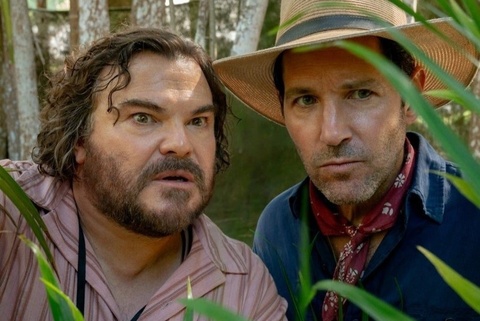 Cuoi ra nuoc mat voi cuoc dung do tran khong lo hinh anh