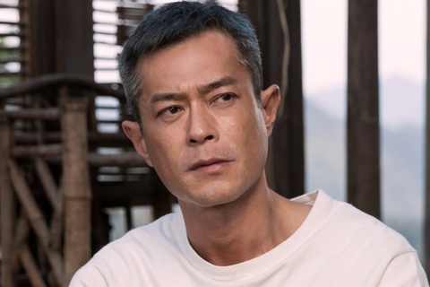 Ket cuc cua bom tan co Co Thien Lac hinh anh