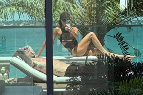 Vo chong Beckham di nghi duong hinh anh