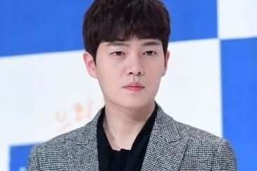 Dien vien Son Seung Won bi bat tam giam hinh anh
