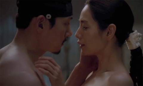 Ji Chang Wook nói về vai diễn táo bạo trong phim 19+