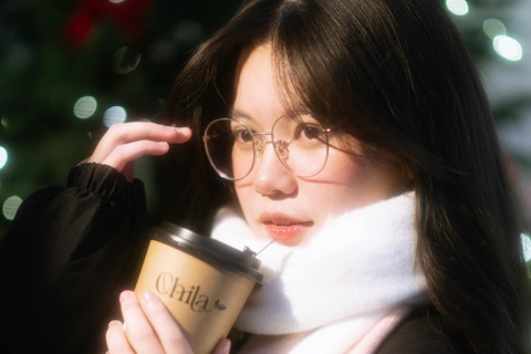 Mua dong an gi giup da mat sang min hinh anh