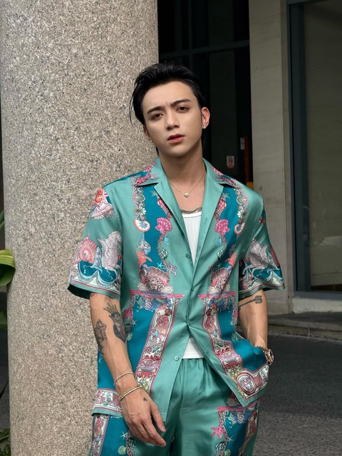 HIEUTHUHAI, Son Tung M-TP, Soobin Hoang Son, Louis Vuitton anh 2