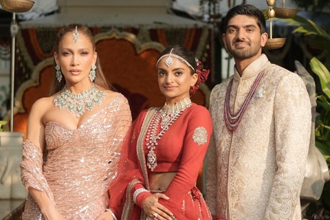 Sieu dam cuoi An Do ton gan 7 trieu USD 'gay choang' hinh anh