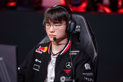 T1 vẫn sống trên vai Faker ở tuổi 29