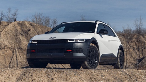 Den thoi sua xe kho nhu thay pin tren iPhone hinh anh