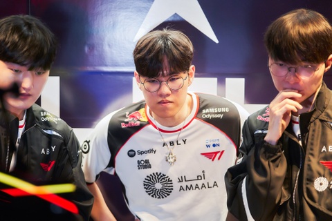 T1 bi loai la bi kich cho LCK hinh anh