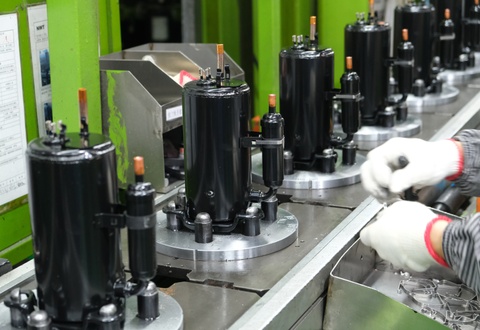 Co gi ben trong may hut am hinh anh