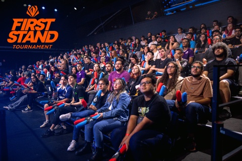 Giai LMHT bi che nho 'nhu cai dam cuoi’ hinh anh