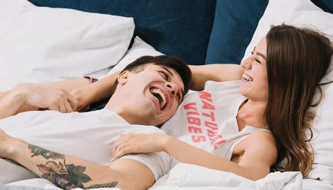 Do tuoi dinh cao tinh duc o dan ong hinh anh