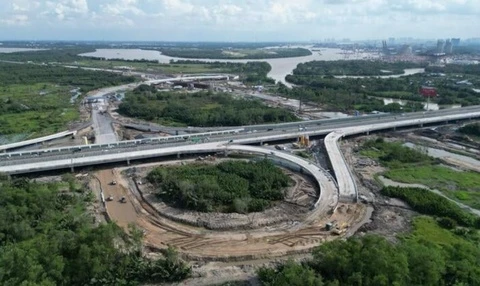 Vi sao cau lon nhat Vanh dai 3 TP.HCM chua dua vao khai thac? hinh anh